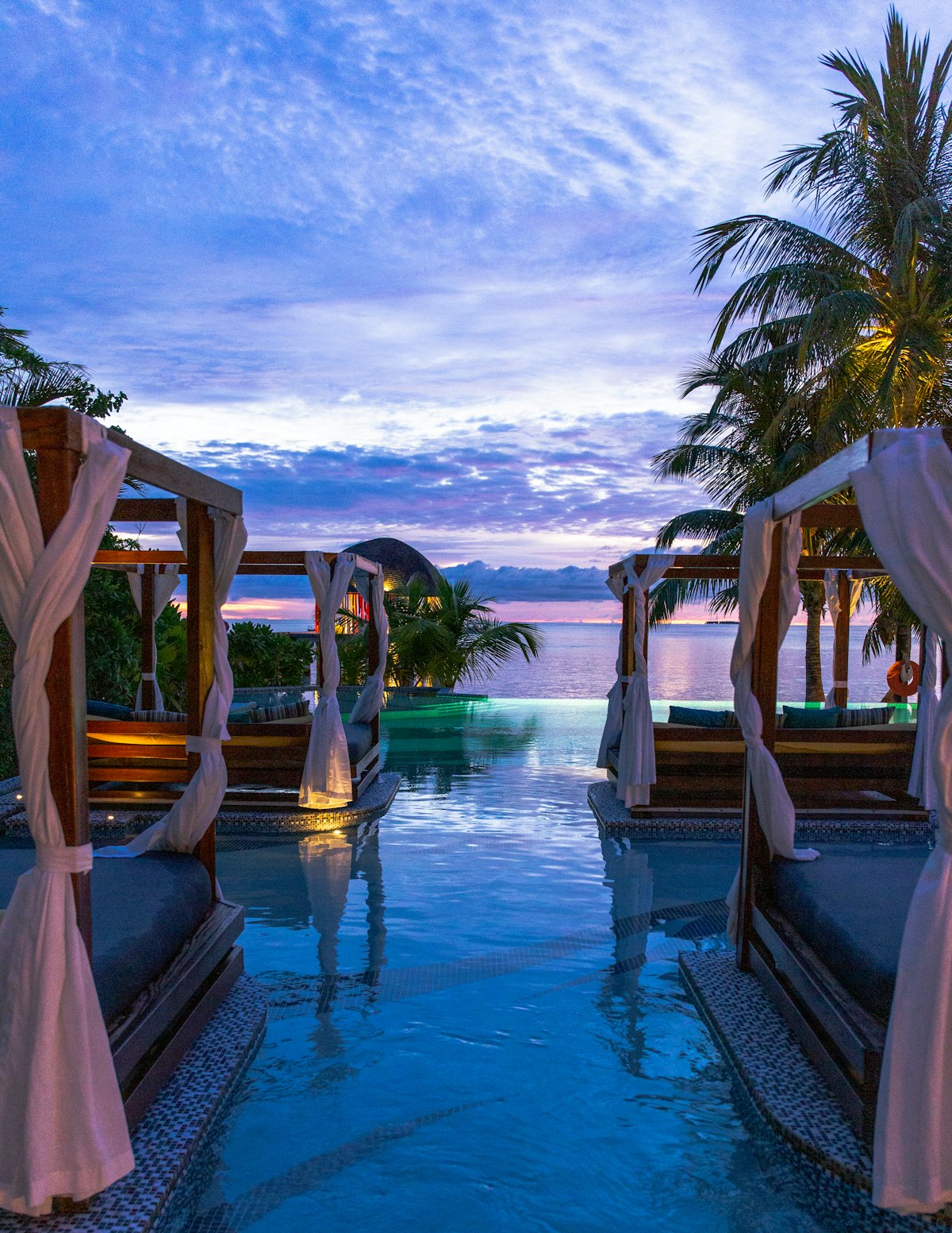 Resort & Hospitality — reference visual